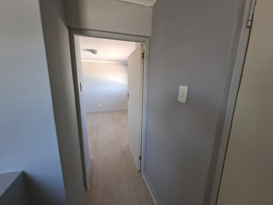 2 Bedroom Property for Sale in Hartenbos Central Western Cape